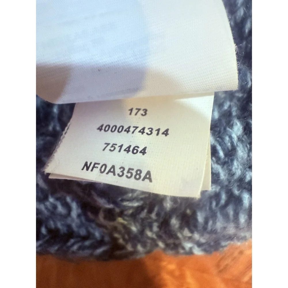 The North Face Cable Knit Beanie Color Blue * Pre Owned‎